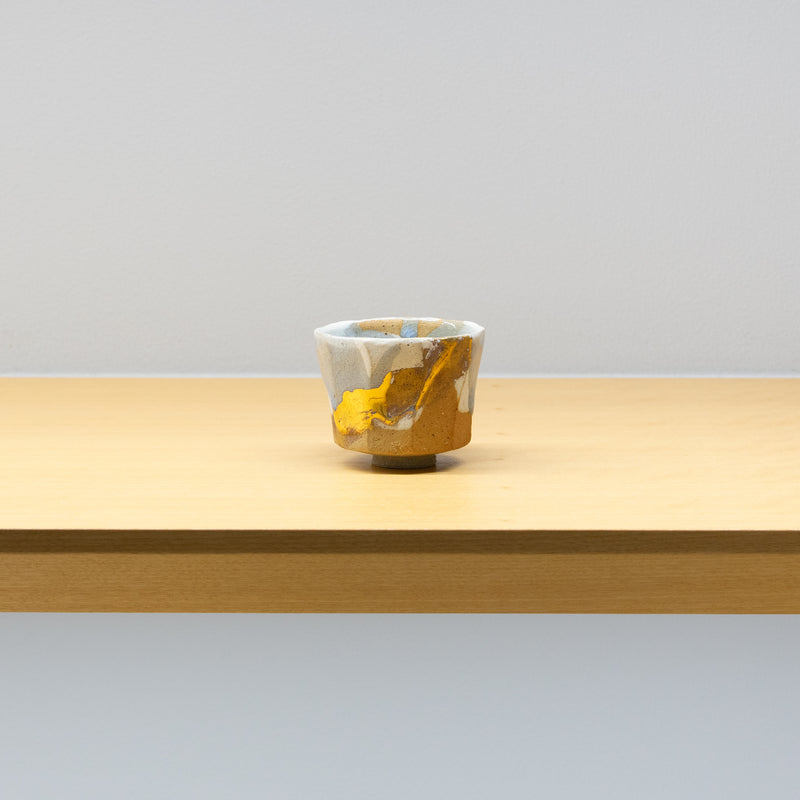 <tc>Hosai Matsubayashi / Sake Cup Geppaku Glaze (Gold Paint)</tc>