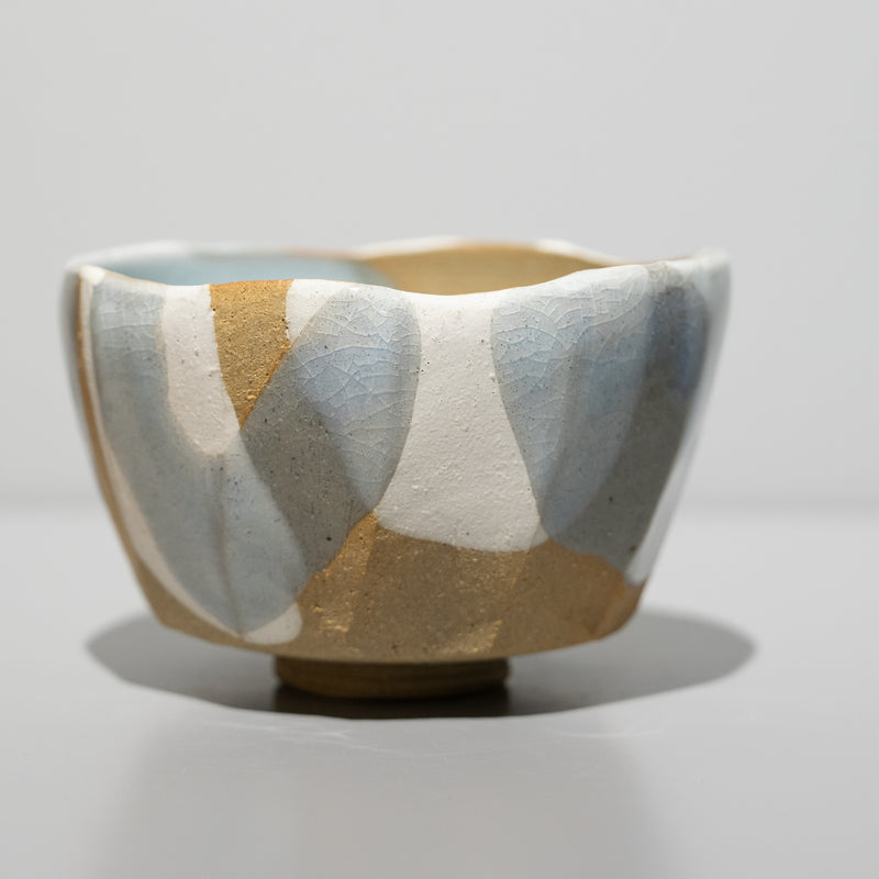 <tc>Hosai Matsubayashi / Tea Bowl Geppaku Overglaze (Gold Paint)</tc>