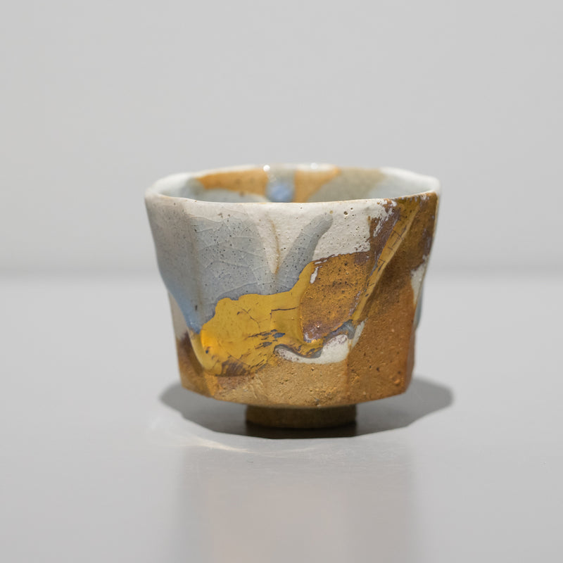 <tc>Hosai Matsubayashi / Sake Cup Geppaku Glaze (Gold Paint)</tc>