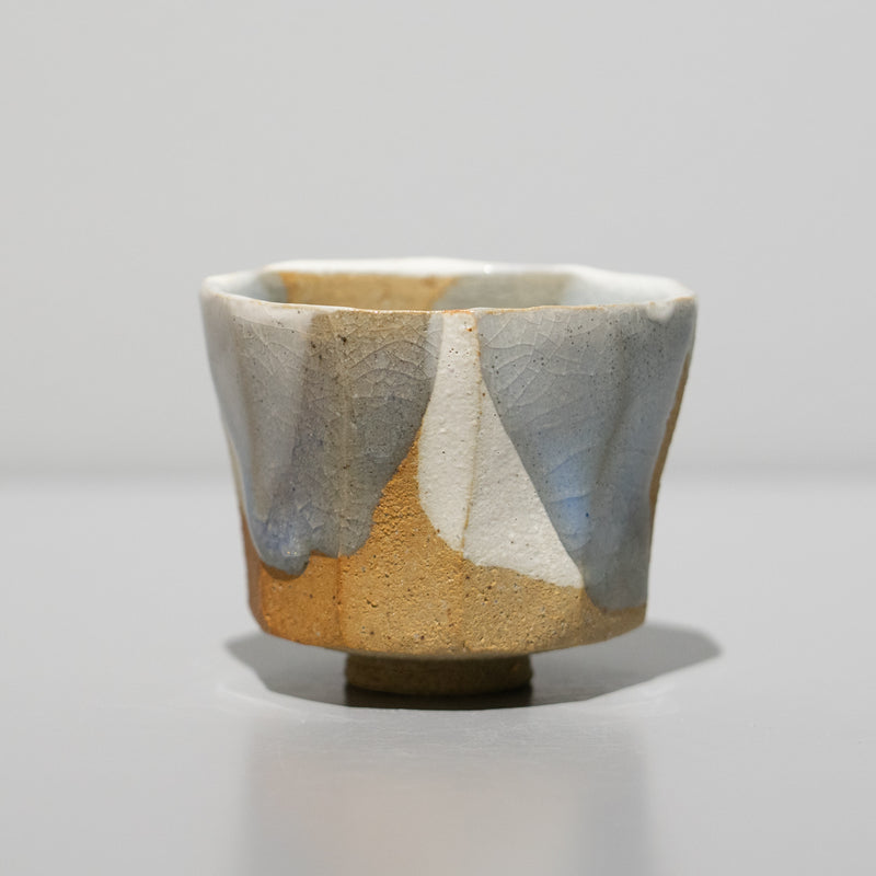 <tc>Hosai Matsubayashi / Sake Cup Geppaku Glaze (Gold Paint)</tc>