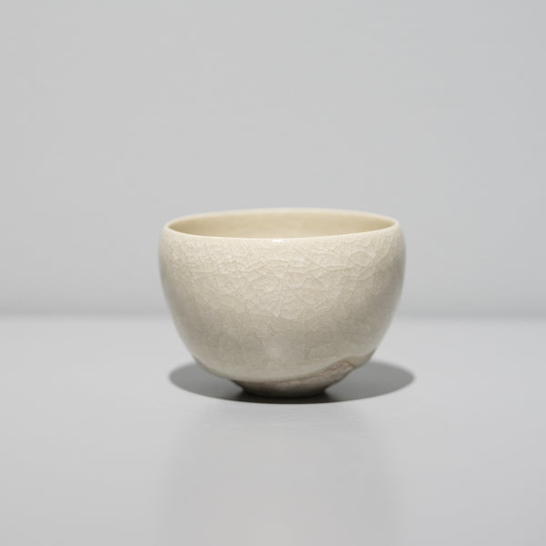 <tc>Takeshi Imaizumi / White Sake Cup</tc>