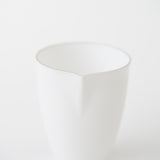 <tc>Egg Shell Katakuchi (Sake Server)</tc>