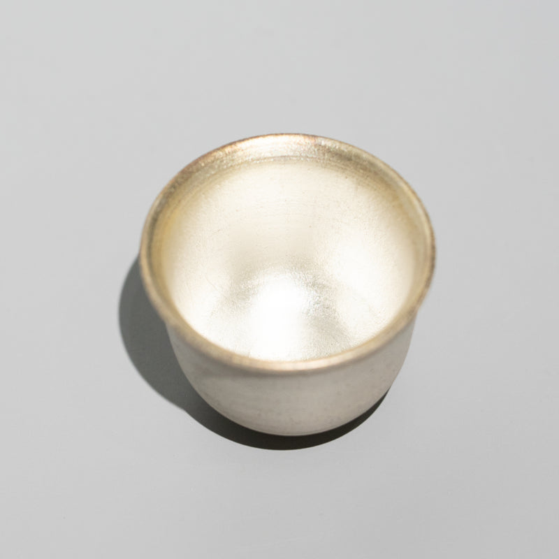 伊藤成二 / 白 茶杯（内銀彩）