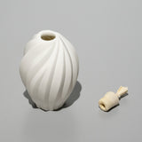 高橋奈己 / 白磁振出し（一点物）