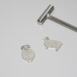 <tc>Hammering Kit Chopsticks Rest (Sheep)</tc>