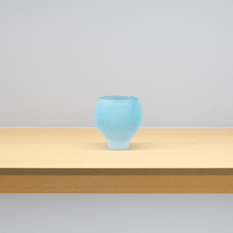 <tc>Yuko Sekino / Utakata Sake Cup (Light Blue)</tc>