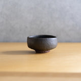 <tc>Rui Mito / Black Karatsu Sake Cup</tc>