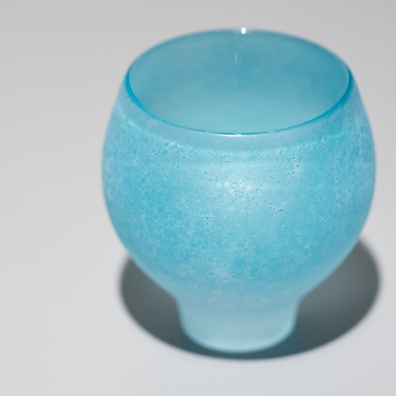 <tc>Yuko Sekino / Utakata Sake Cup (Light Blue)</tc>