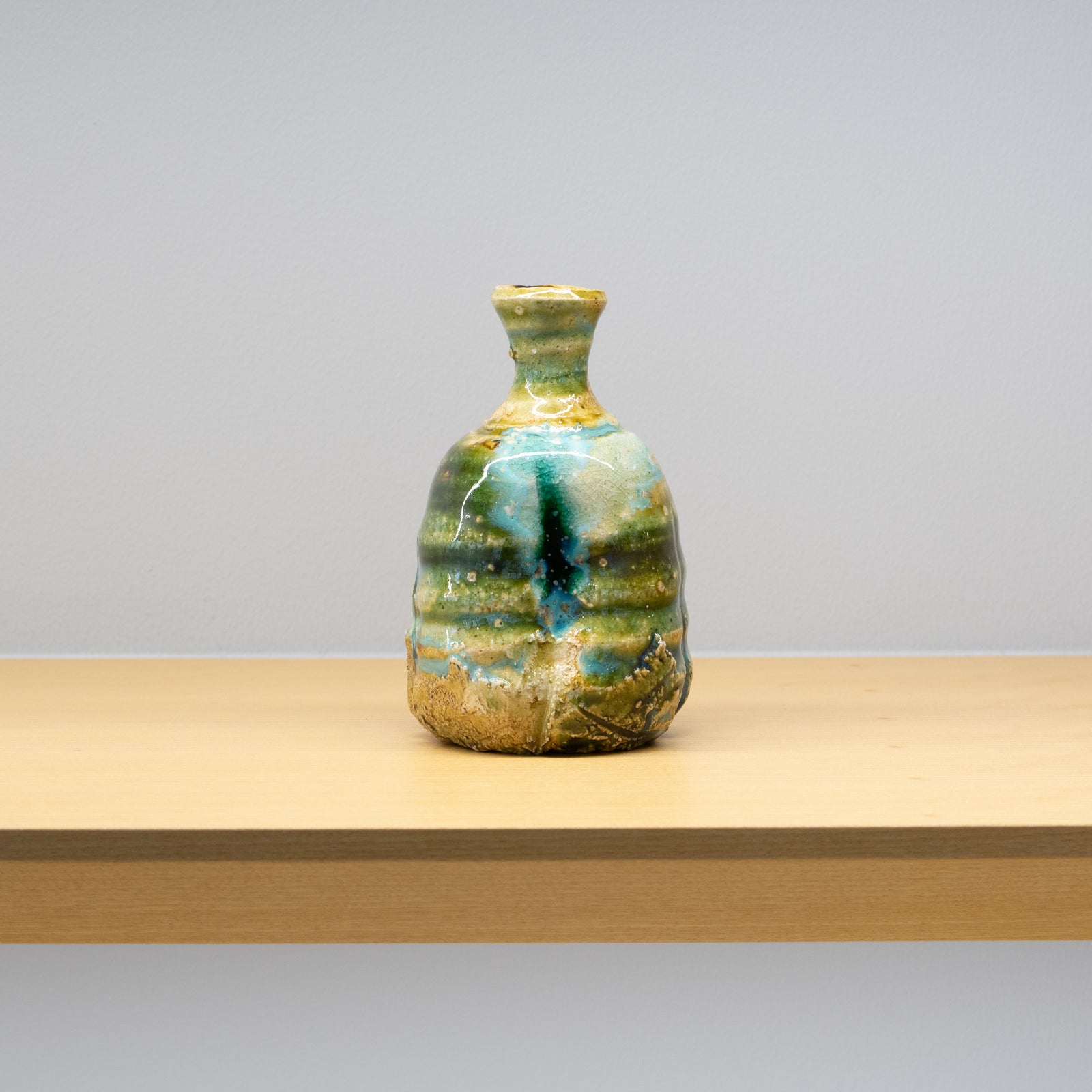 福島一紘 / 織部徳利（一点物） – HULS GALLERY TOKYO | 現代工芸