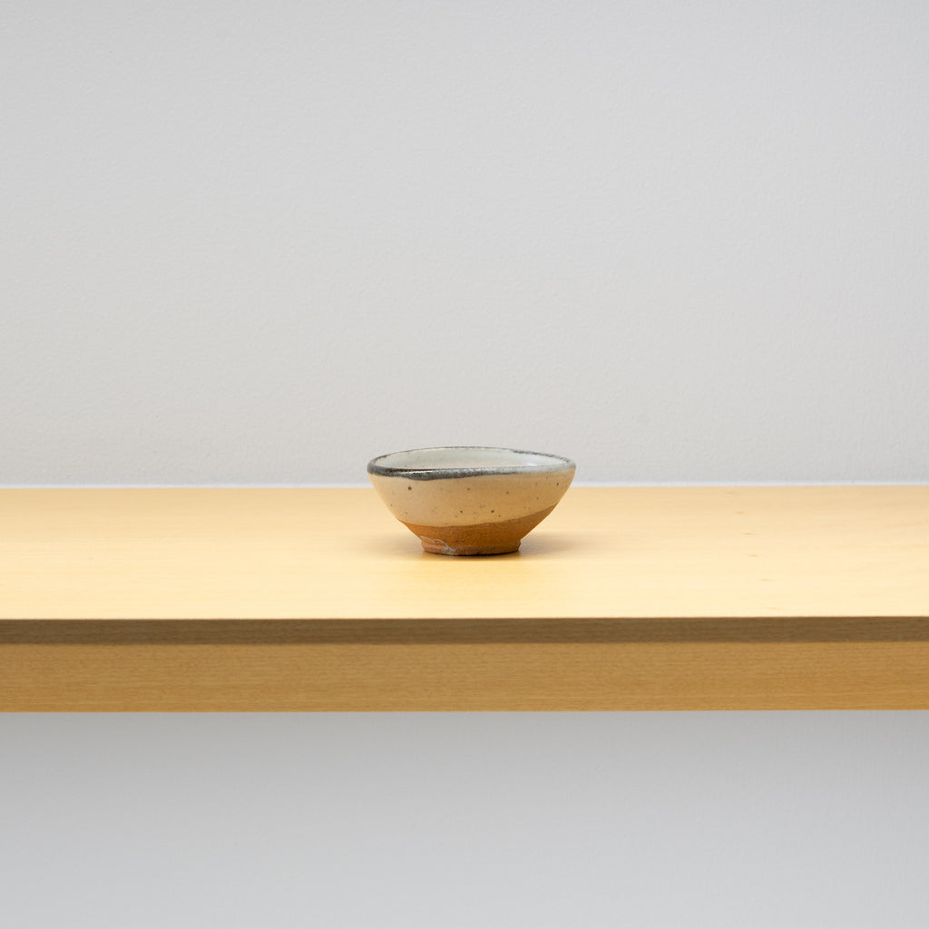 中里健太 / 皮鯨ぐい呑（一点物） – HULS GALLERY TOKYO | 現代工芸