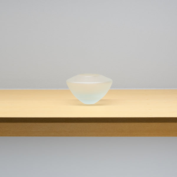 光井威善 / silence vase（白ライン） – HULS GALLERY TOKYO | 現代工芸ギャラリー