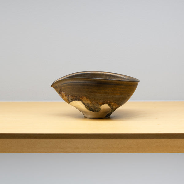 <tc>Shunkei Takatori / Ginsai Sake Server</tc>