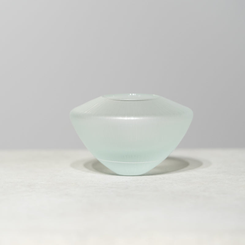 <tc>Takeyoshi Mitsui / silence vase (White line)</tc>