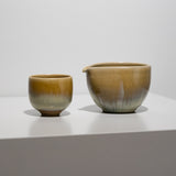 <tc>Takao Tahara / Greenish White Glaze Sake Cup</tc>