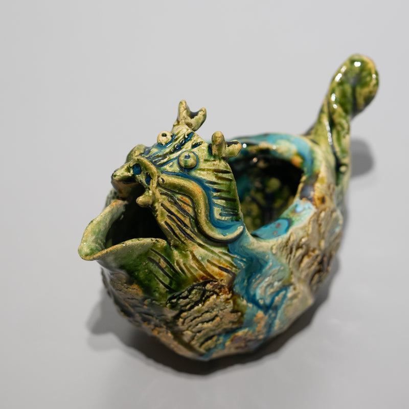 <tc>Kazuhiro Fukushima / Oribe Dragon Sake Server</tc>