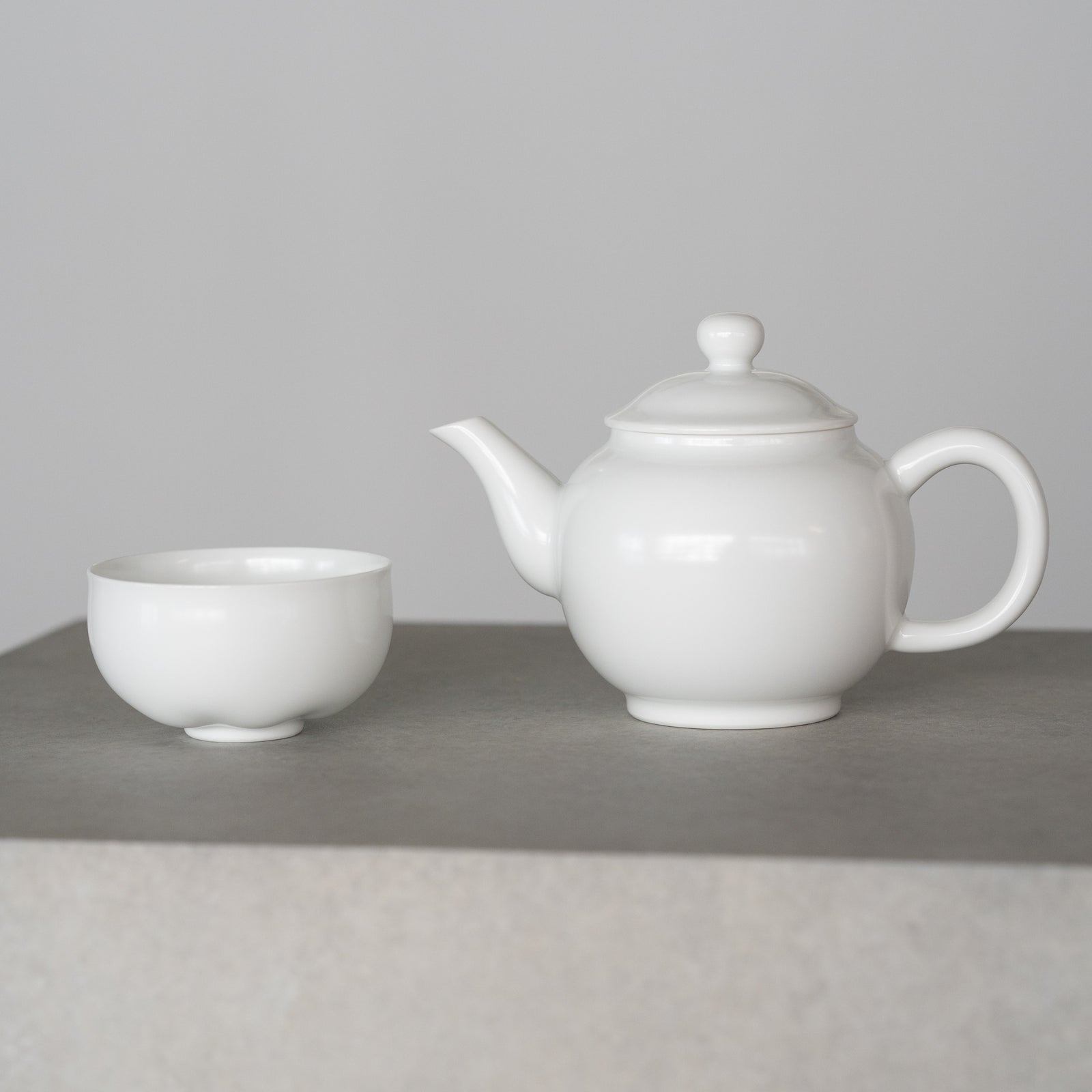 中村清吾 / 白磁煎茶碗（小） – HULS GALLERY TOKYO | 現代工芸ギャラリー