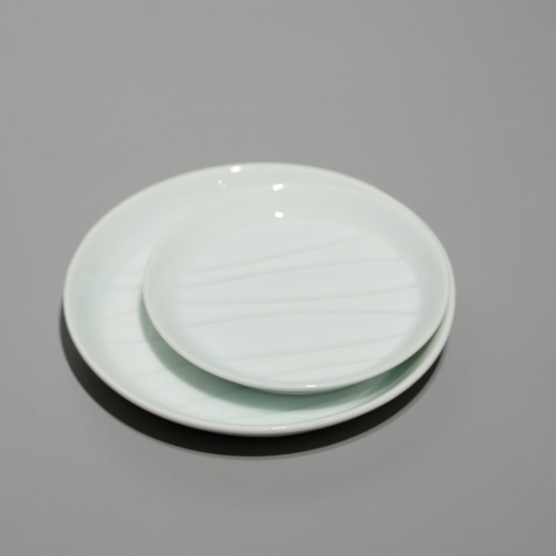 <tc>Hiroshi Taruta / Swayed Small Plate</tc>