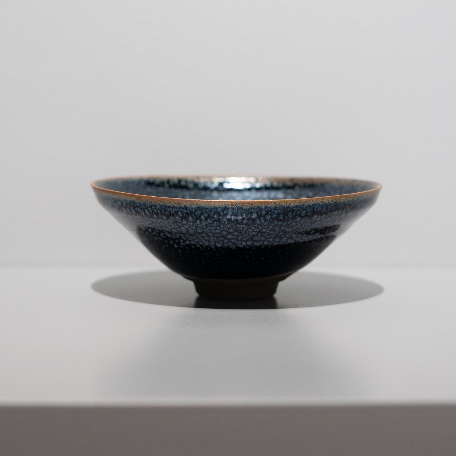 木村展之 / 鉄耀瑠璃光茶碗（一点物） – HULS GALLERY TOKYO | 現代