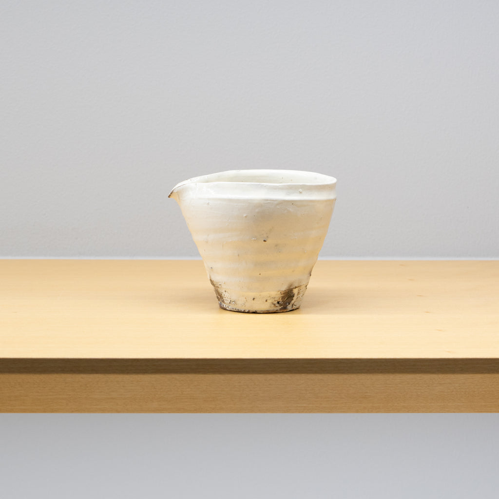 粉吹　3点セット 辻村塊 辻村塊 / 粉引片口（一点物） – HULS GALLERY TOKYO | 現代工芸