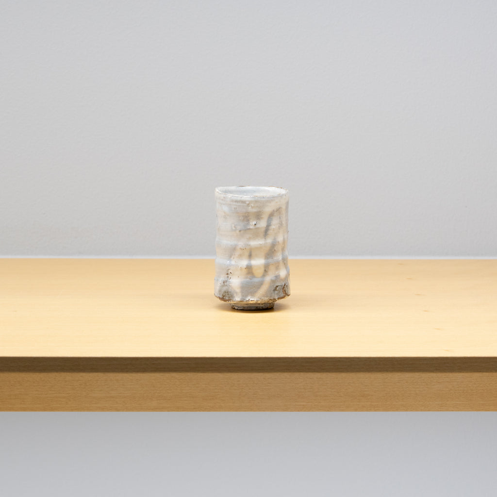 辻村塊 / 粉引ぐい呑（一点物） – HULS GALLERY TOKYO | 現代工芸