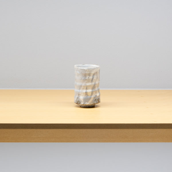辻村塊 / 粉引ぐい呑（一点物） – HULS GALLERY TOKYO | 現代工芸
