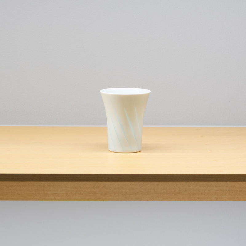 <tc>Hiroshi Taruta / Hosohai Cup - Light Vortex</tc>