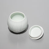 <tc>Hiroshi Taruta / Swayed Carving Container</tc>