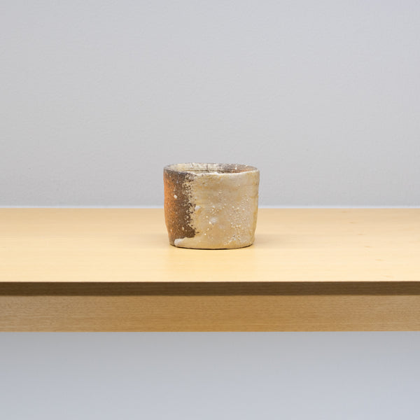 <tc>Q Tani / Shigaraki Sake Cup</tc>