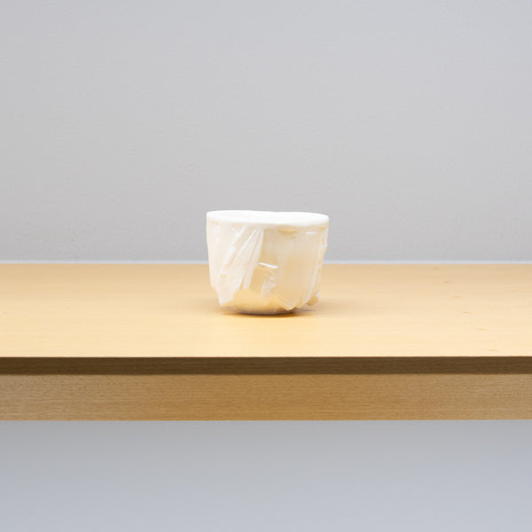 <tc>Syo Fujita / White Bizen Sake Cup</tc>