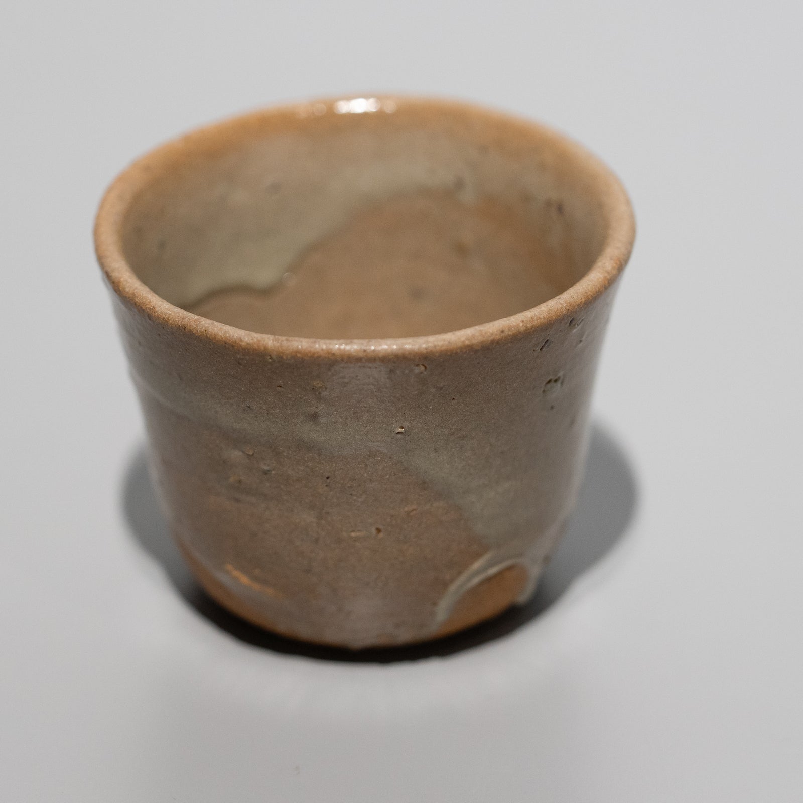 安永頼山 / 絵唐津酒呑（一点物） – HULS GALLERY TOKYO | 現代