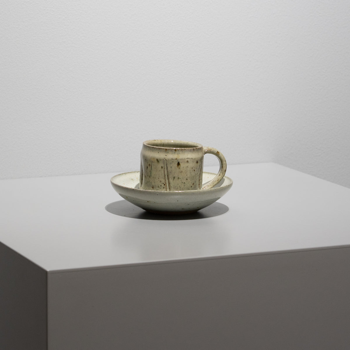 中里太亀【茶碗】【抹茶盌】唐津焼　陶磁器　中里太郎右衛門　隆太窯 中里太亀【茶碗】【抹茶盌】唐津焼 陶磁器 中里太郎右衛門 隆太窯