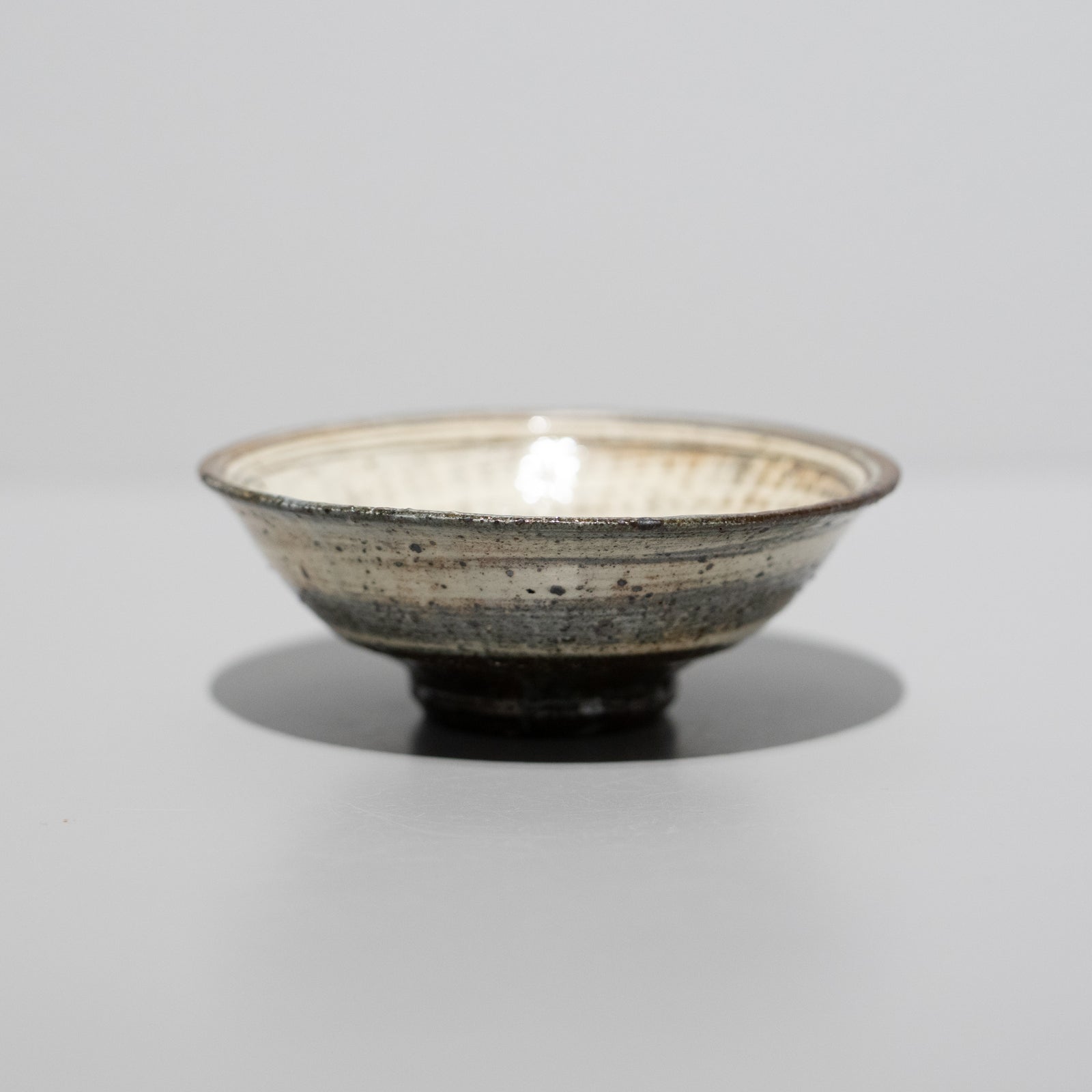 中里太亀 / 三島ぐい呑（一点物） – HULS GALLERY TOKYO | 現代工芸