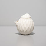 <tc>Ryosuke Ando / Carving-Patterned Vessel White</tc>