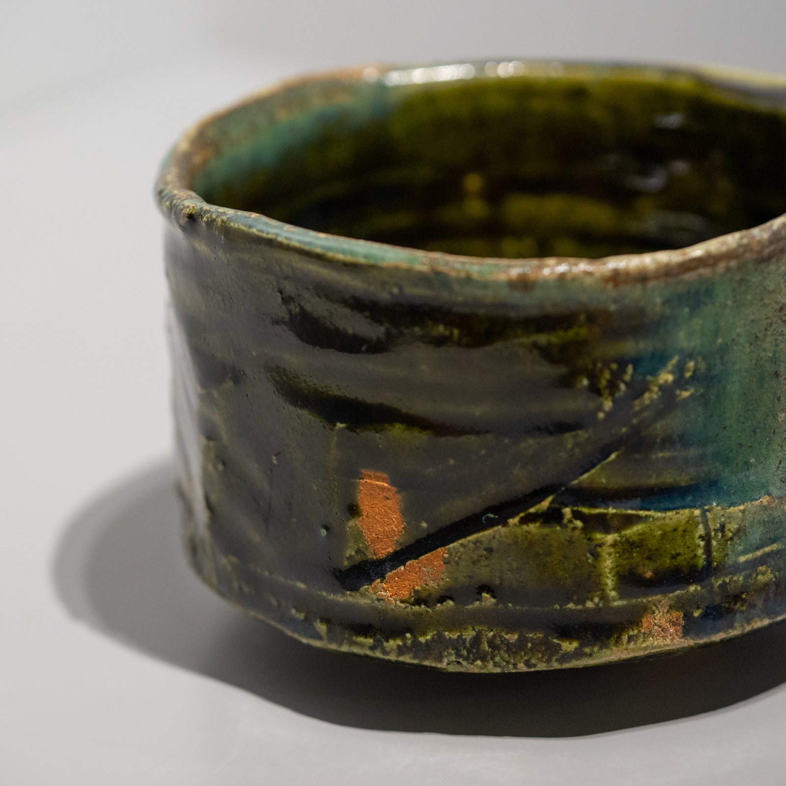 加藤亮太郎 / 織部茶碗（一点物） – HULS GALLERY TOKYO | 現代工芸