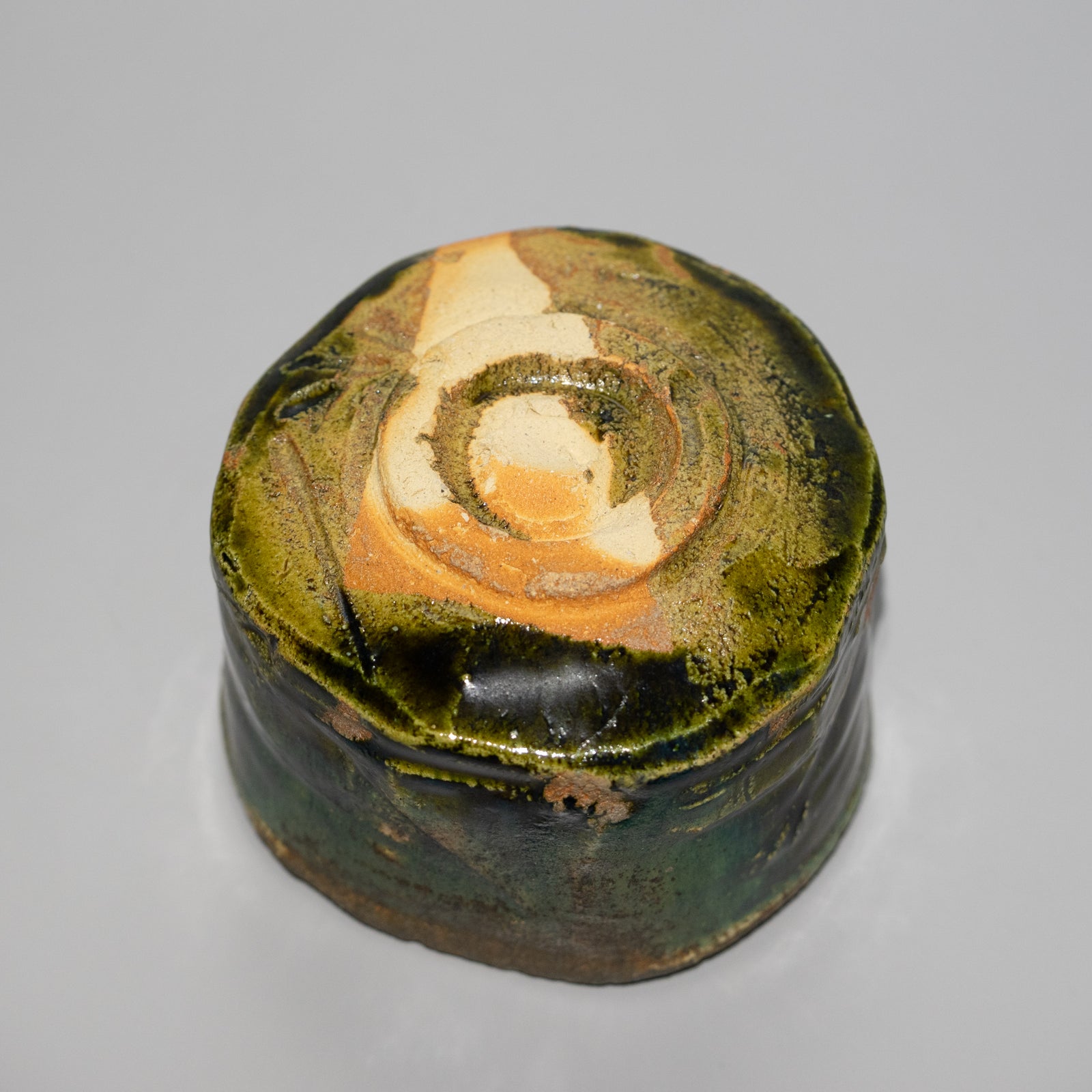 Ryotaro Kato / Oribe Style Tea Bowl – HULS GALLERY TOKYO | 現代