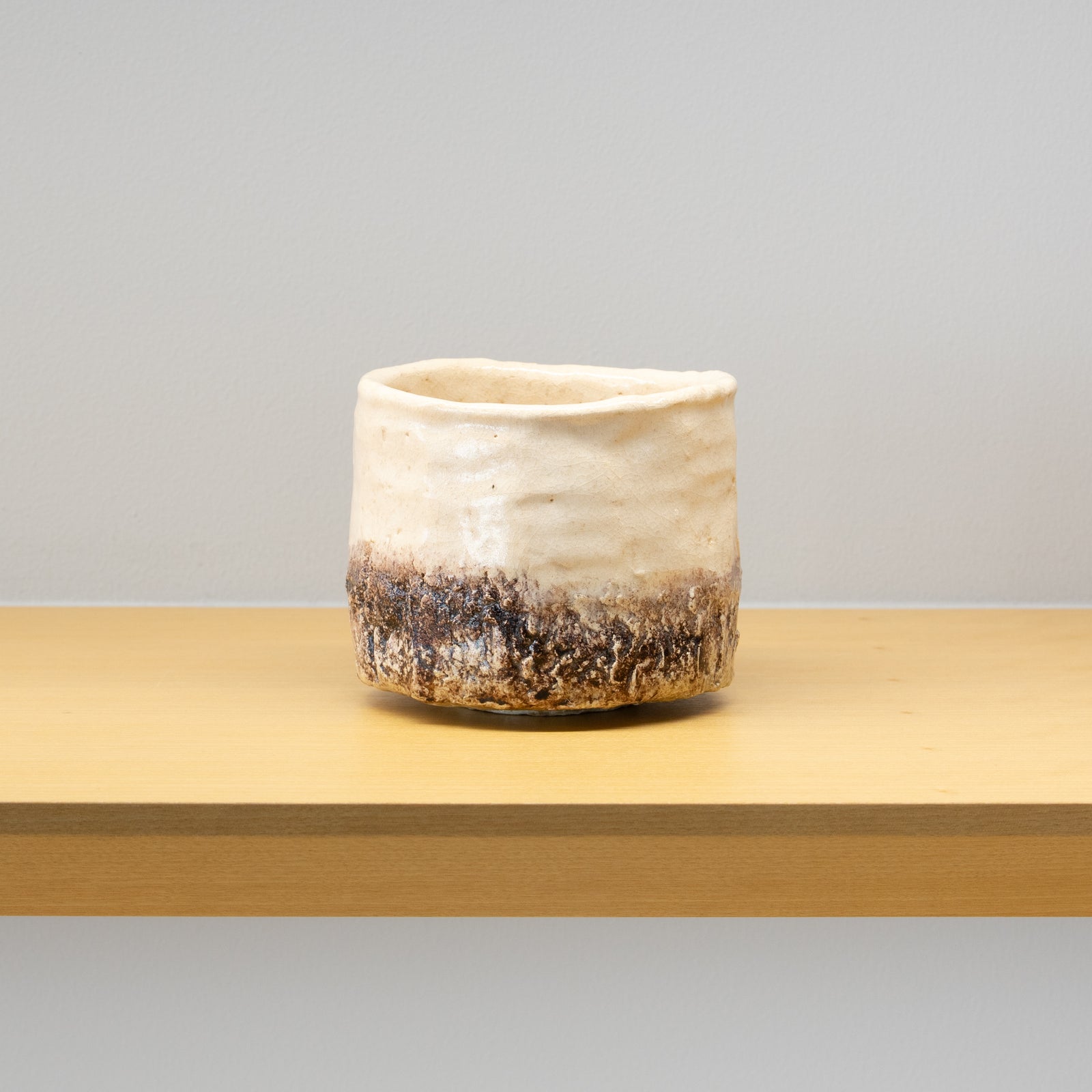 柳下季器 / 白茶碗 不二山（一点物） – HULS GALLERY TOKYO | 現代工芸