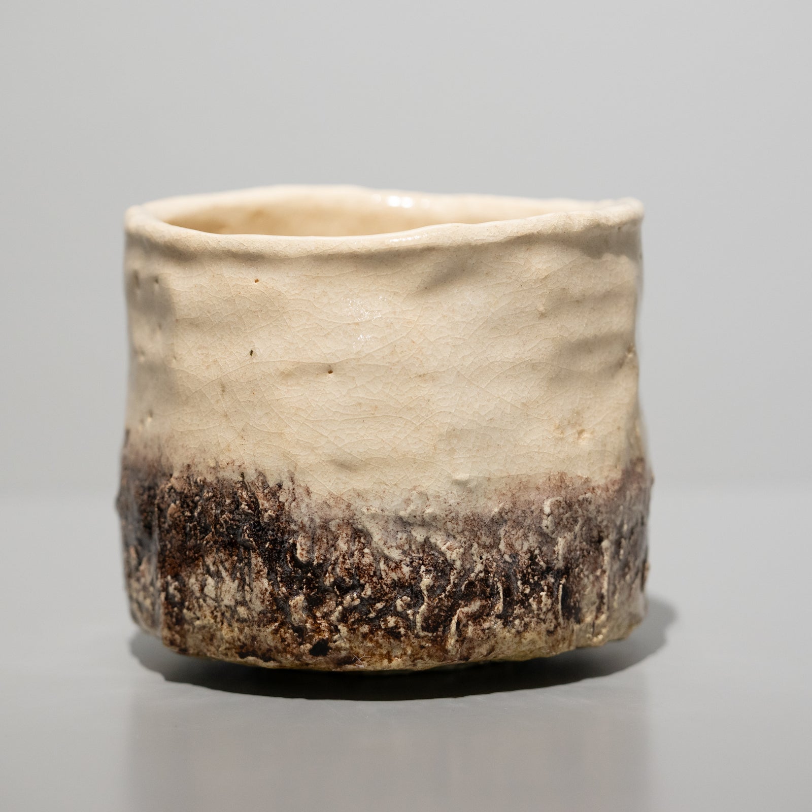 柳下季器 / 白茶碗 不二山（一点物） – HULS GALLERY TOKYO | 現代工芸