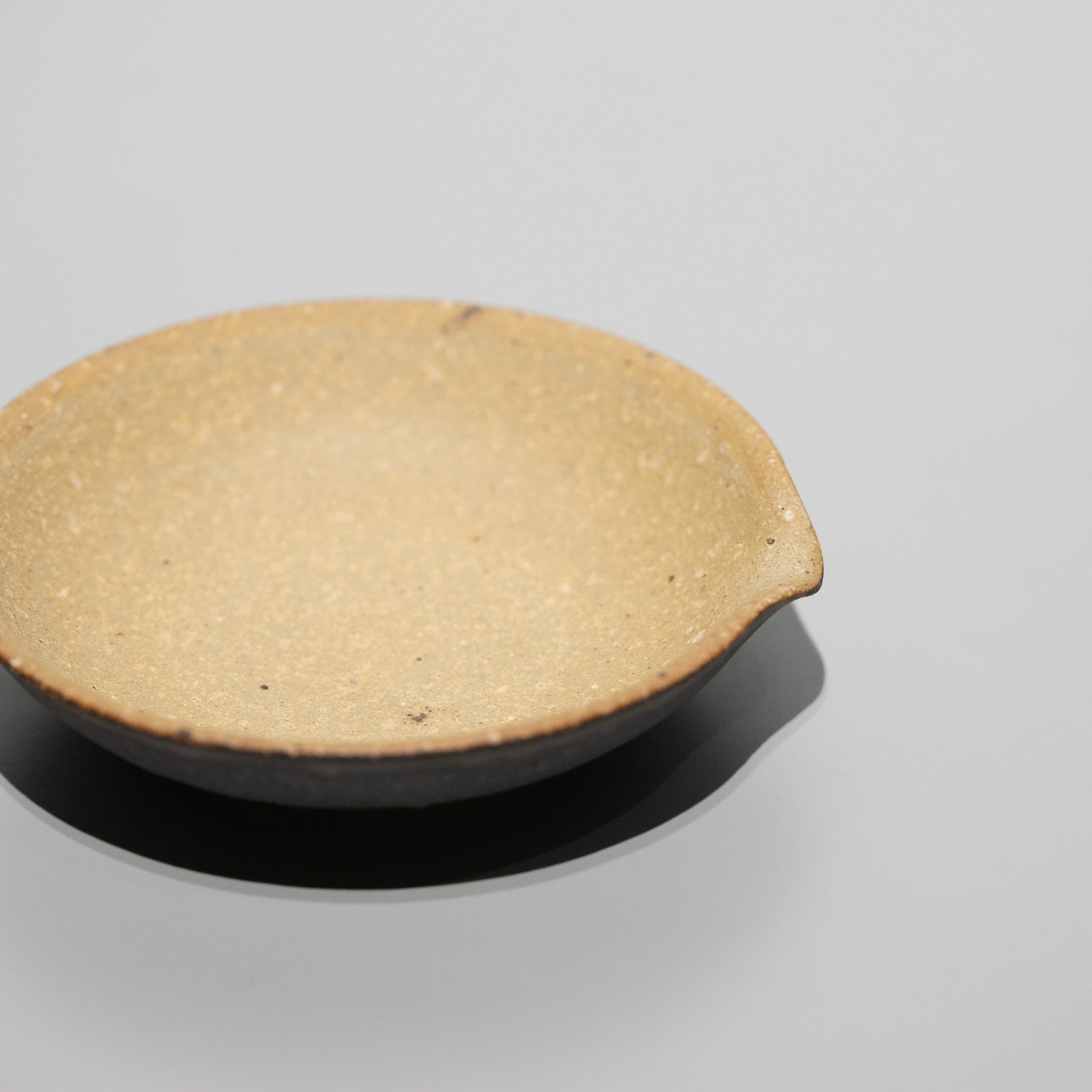 Junzo Maekawa / Shibori-Dashi (Black with Gold) – HULS GALLERY