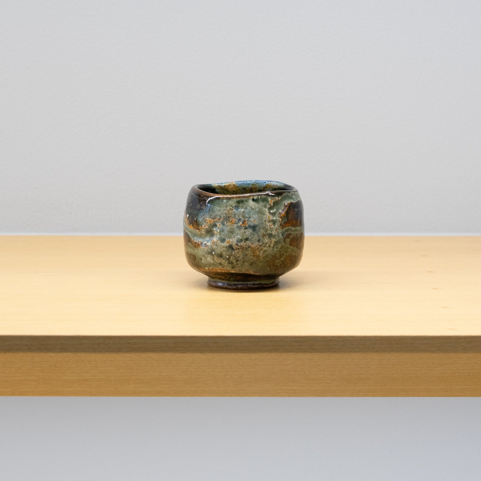 Takashi Baba / Yohen Blue Sake Cup – HULS GALLERY TOKYO | 現代工芸