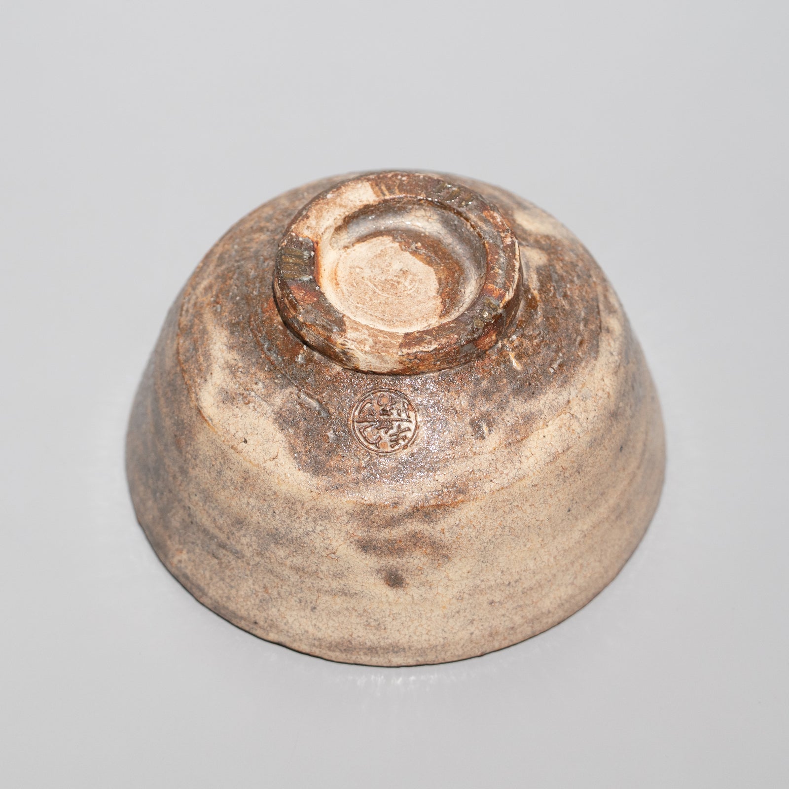 坂倉新兵衛 / 大道粉引平茶碗（一点物） – HULS GALLERY TOKYO | 現代