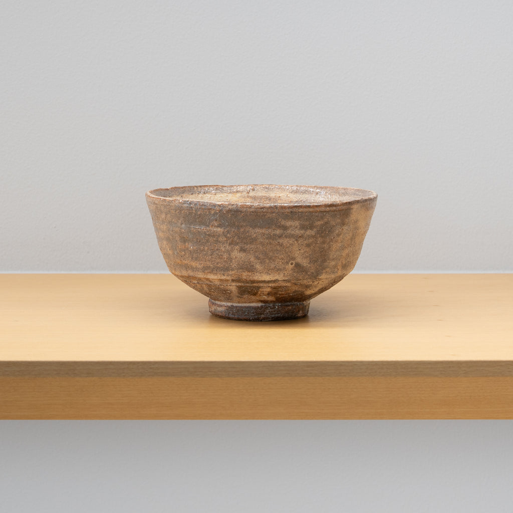 坂倉新兵衛 / 大道粉引平茶碗（一点物） – HULS GALLERY TOKYO | 現代
