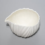 <tc>Nami Takahashi / White Sake Server</tc>