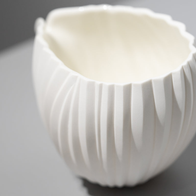 <tc>Nami Takahashi / White Sake Server</tc>