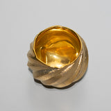<tc>Nami Takahashi / Gold sake cup with Gosu</tc>