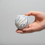 <tc>Nami Takahashi / White Sake Cup with Gosu</tc>