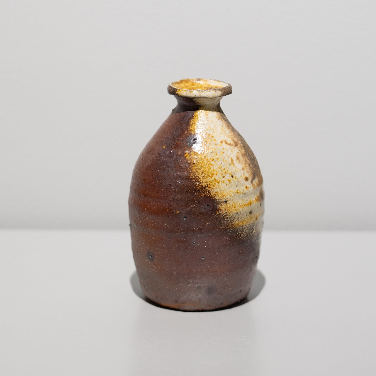 今西公彦 / 赤土部徳利（一点物） – HULS GALLERY TOKYO | 現代工芸