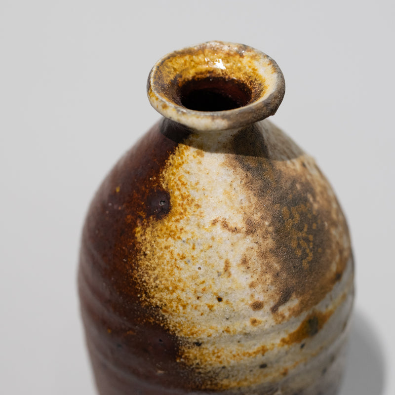<tc>Masahiko Imanishi / Akadobe Sake Flask</tc>
