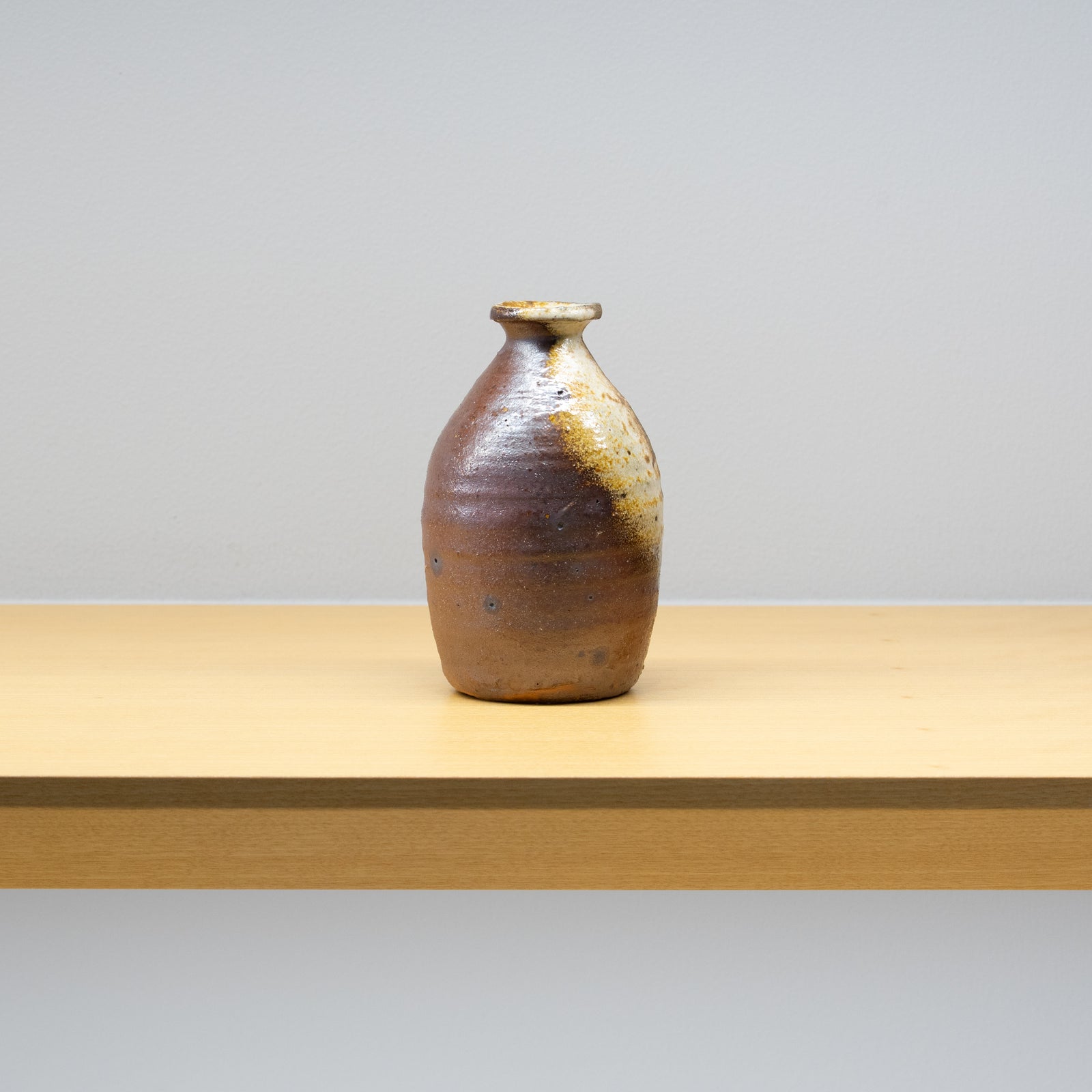 今西公彦 / 赤土部徳利（一点物） – HULS GALLERY TOKYO | 現代工芸