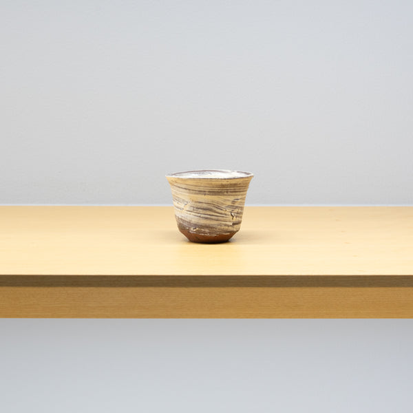 【酒器展】鈴木大弓 / 刷毛目盃（一点物）