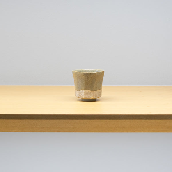 <tc>Hosai Matsubayashi / Sake Cup Geppaku Glaze (Silver Paint)</tc>